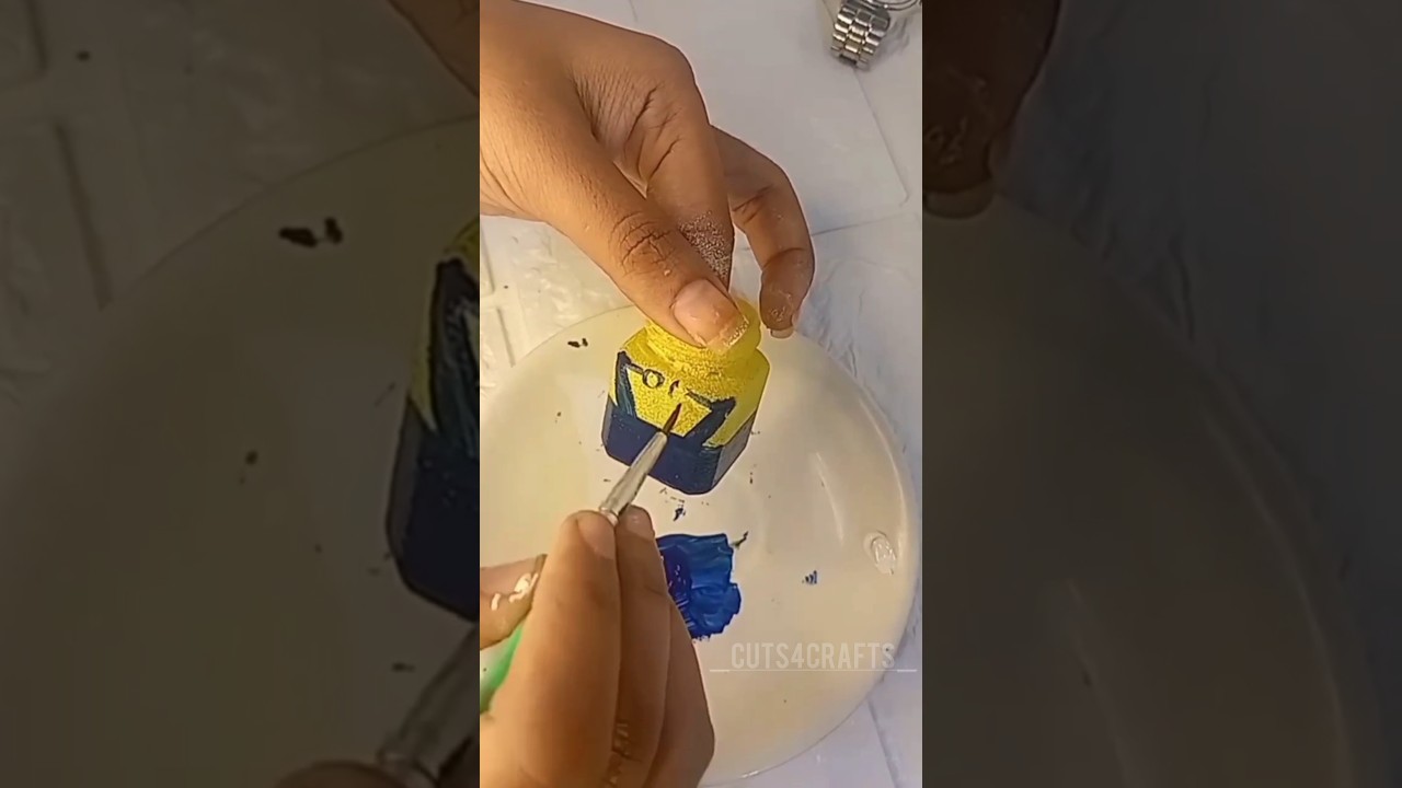 DIY REMAKING TINY COLOUR BOTTLE.  DAY2 #craft #crafty #diy #diyideas #bottleart #bottlepainting#art