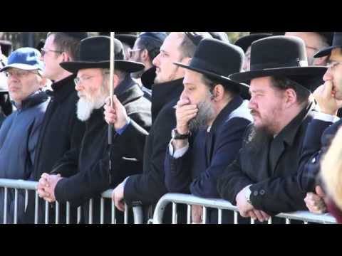 Ultra Orthodox Attend Funeral of Seven Kids Killed in Brooklyn Fire