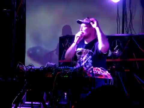 Dan Deacon | U.S.A. I, II, IV | live El Rey, October 20, 2012