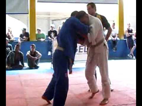 HULLKINHO CAMPEÃO JIU-JITSU 2009 - 1/3