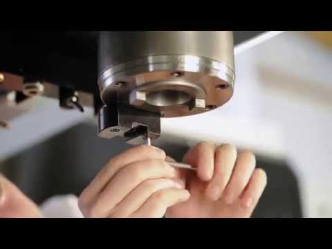 heimatec Media Installation of An Angle Head