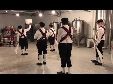 Knightlow Morris Men dance Bonny Green Garters, Bampton. Twisted Barrel Brewery, Coventry, 2019.