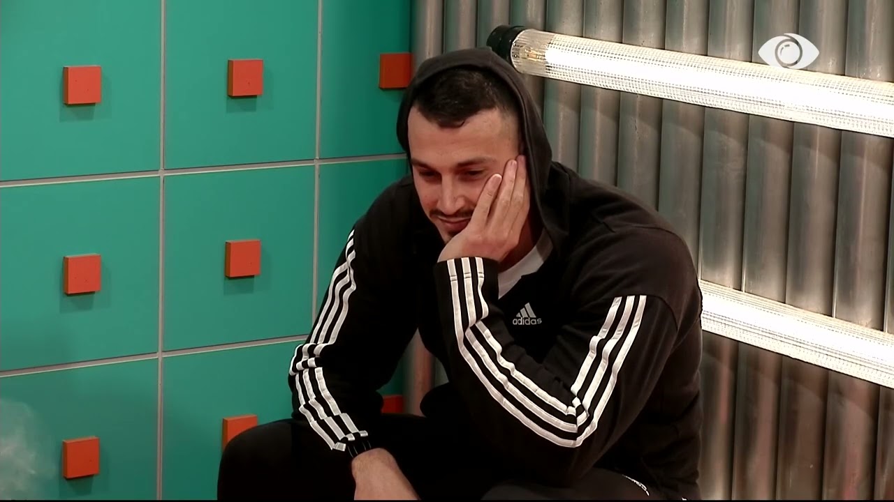 Kjo është lojë kalamajsh…/ Miri diskuton me Kristin për cigaret e fshehura të banorit