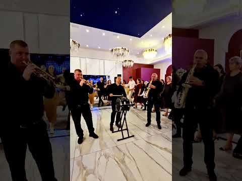 Formația UNIC BAND SUCEAVA #live