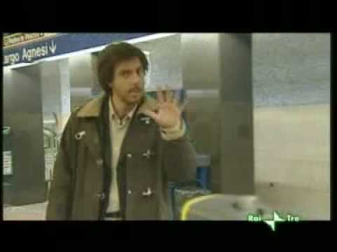 Neri Marcorè "Alberto Angela": le catacombe dell'antica Roma