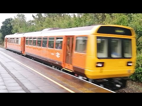 27/09/23 - Class 142 Pacer - 142003 - St Tudno Wanderer Railtour - Llandudno to Wilmslow