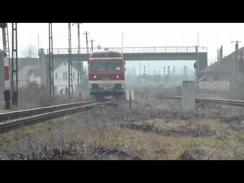 Automotor VT614 in Oradea (19 02 2011)