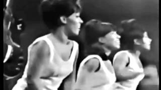 The Crystals - Rudolph The Red Nosed Reindeer (Music Video)