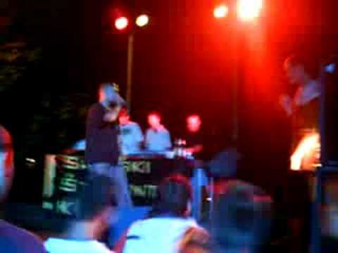 U-Kan - Dej mi keš ft. Major Beck (v živo @ Club MAX)