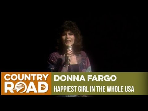 Donna Fargo sings "Happiest Girl in the Whole USA" on Marty Robbins' Spotlight