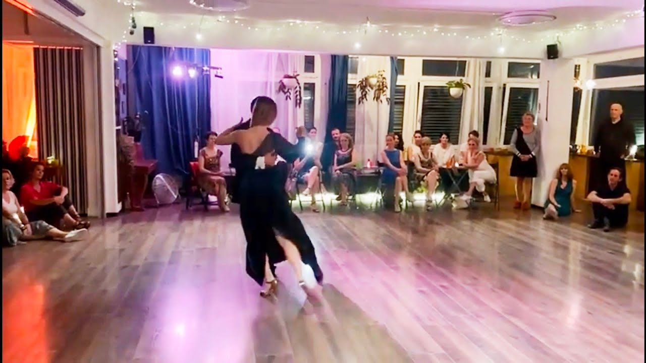 Elise Barbot y Roque Bravo - Le Fleuve Tango - 2024 - El Reloj - D'Arienzo Valdez