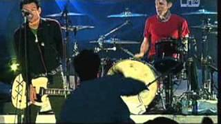 Sum 41 - In too deep (Live @ MTV Winter Jam 2003)