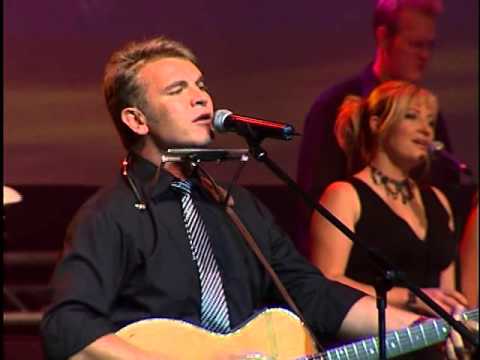 download lagu mp3 mp4 Theuns, download lagu Theuns gratis, unduh video klip Theuns