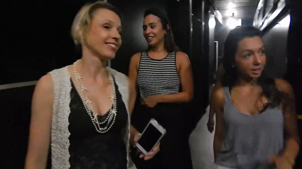 Watch Now 099 - Por dentro da Casa de swing!!! (com a Tais da Inner) 099 - Por dentro da Casa de swing!!! (com a Tais da Inner)