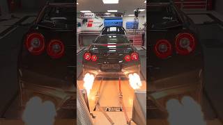 Download lagu HUGE FLAMES NISSAN GTR R35 🔥 mp3