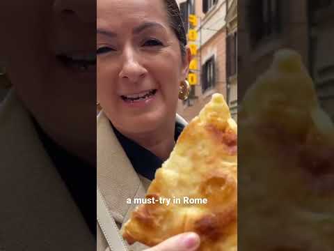 Pizza Bianca is amazing! Well, it’s salty, oily bread so what’s not to like? #travel #italianfood