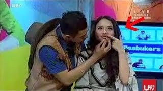 [ Pesbukers ANTV ] - 4 Mei 2014 RAFFI AHMAD Nyosorr Terus Pengen Cium Christie Julie