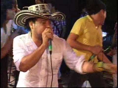 Grupo KVrass - El Tira que Jala ((en Vivo))