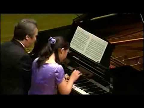 Yeol Eum Son and Kim Dae-jin play Beethoven Symphony No.5 (Piano Duet)