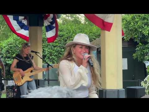 Thumbnail for Delta Dawn - Heidi Newfield Live @ Healdsburg Plaza HFF Country Fair Community Concert 5-24-22 by Heidi Newfield