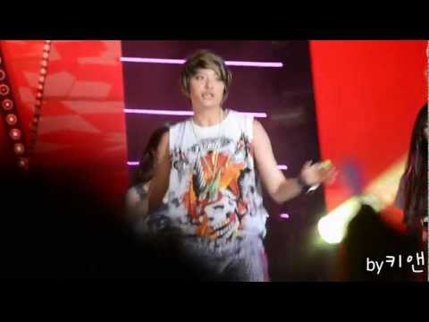 [FANCAM] 120623 Music Bank in HongKong f(x) - Hot Summer part 1080HD
