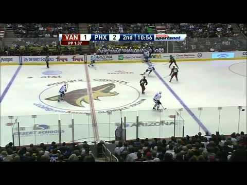 Vancouver Canucks @ Phoenix Coyotes Highlights 3/8/11