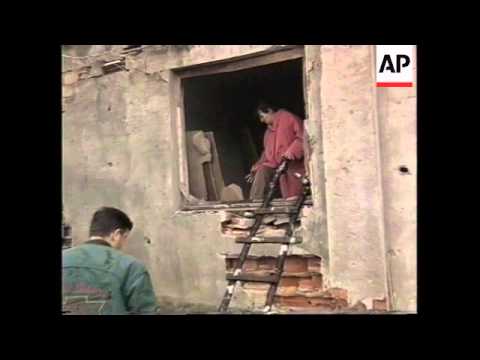 Bosnia - Muslim house blown up