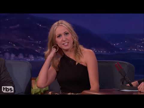 Nikki Glaser's Jennifer Anniston impression