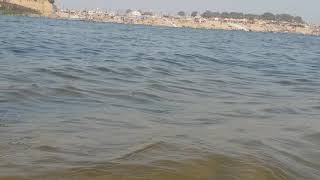 preview picture of video 'त्रिवेणी संगम ( ganga yamuna saraswati)'