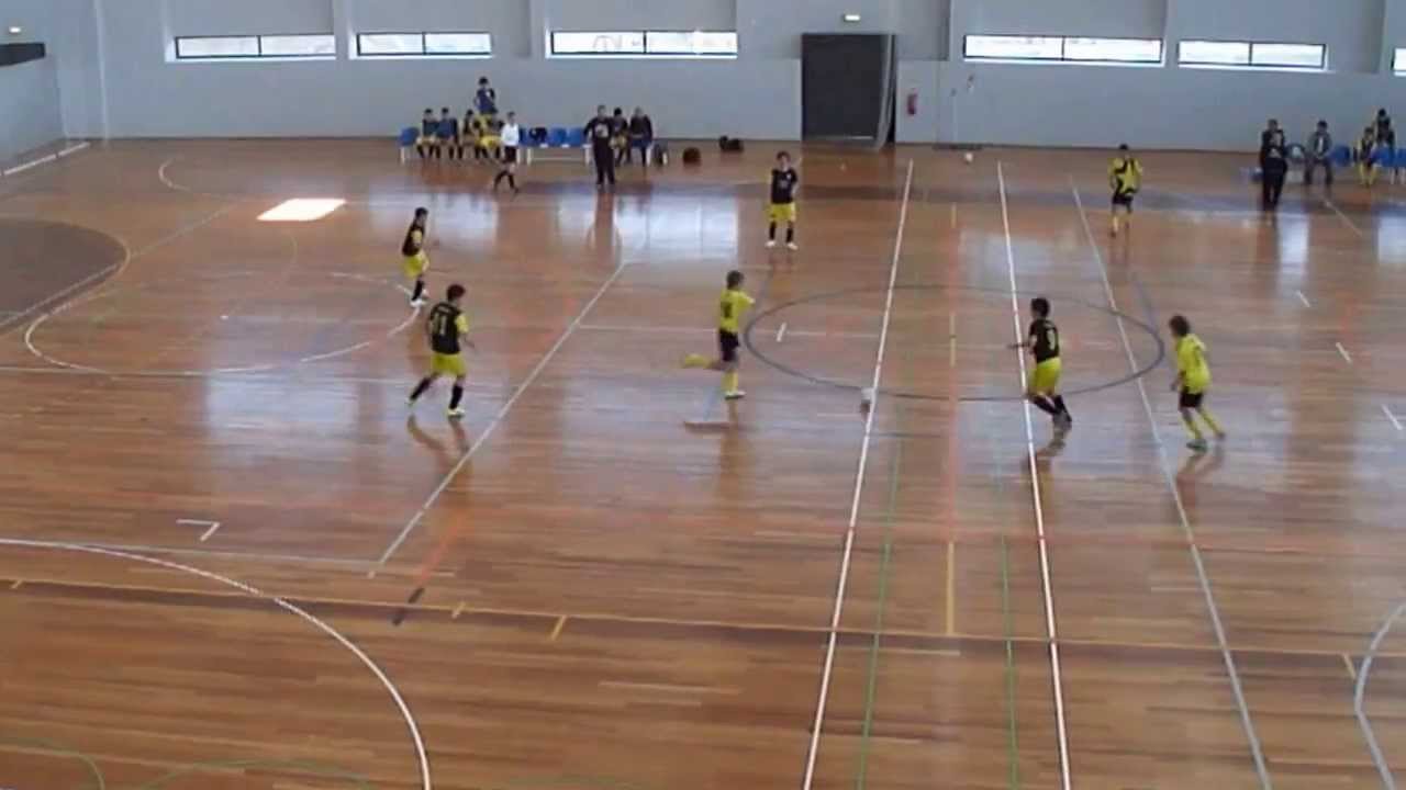 União Custóias 3-3 Alfa A.C. - 1ª Parte - Juven...