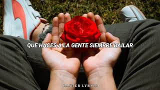 Pequeña - Paul Alone Letra