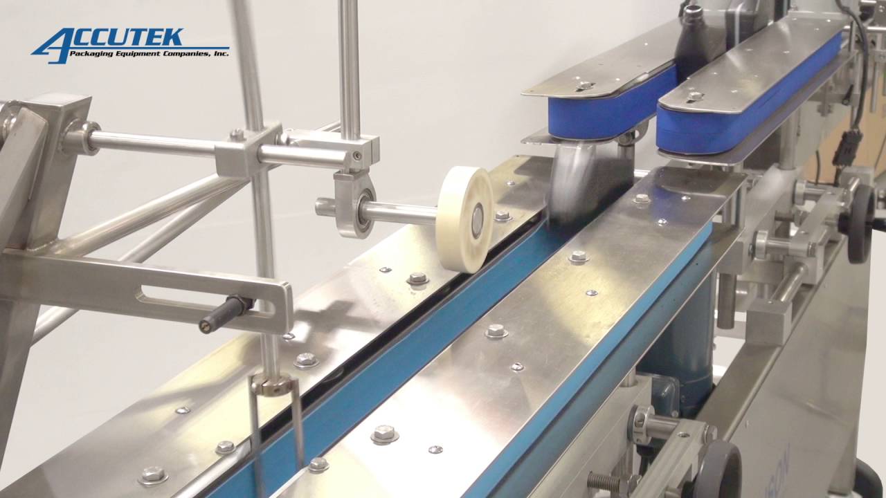 Automatic Bottle Unscrambler - Accutek Packaging Equipment Companies, Inc.