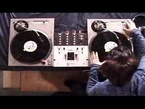 DJ Shortee - Specialize In Music Beatjuggle Routine 2001