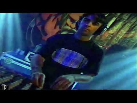 DJ Delirium & Omar Santana - Drop Da Beat  (live '96) ✊