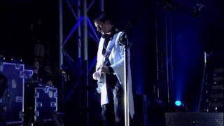 Muse - Time is Running Out Glastonbury 2004 HD