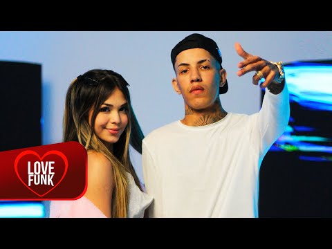 MC Melody e MC Don Juan - Essa Bala de Amor Pegou Em Mim (VideoClipe)