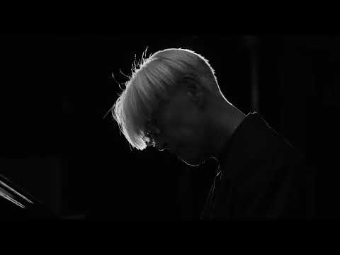 Thumbnail of the video: Official US Trailer