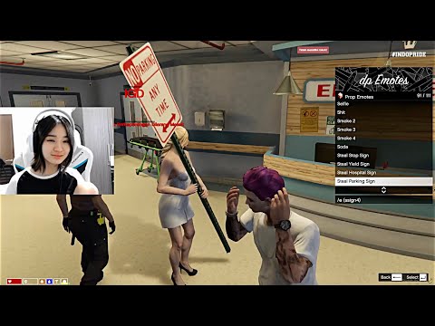 SEHARIAN JADI BADUT KOTA, BOCIL GALAU FULL SENYUM😍