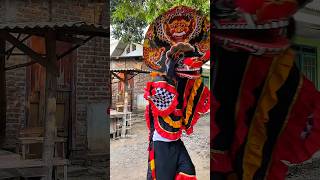 Download lagu BARONGAN KENTUT🫣😂#barongan #lucu #viral #anak #anakanak #reogponorogo  #jaranan #bantengan mp3