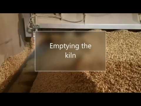 HOW WE MAKE A STAUNING WHISKY (05) – Emptying the kiln