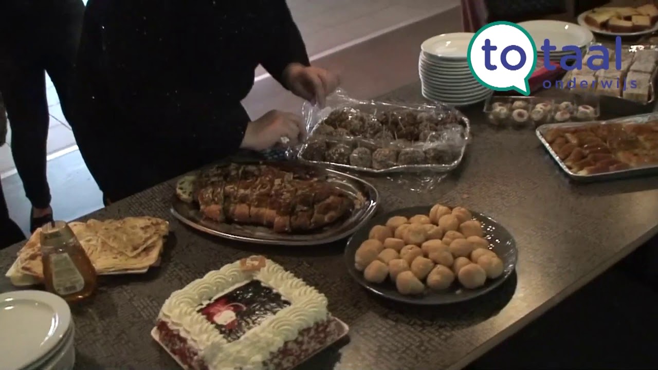 The Year End Party - Dutch Lessons