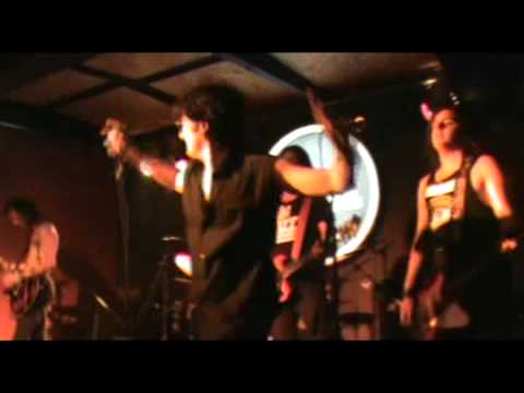 GONZO Y JERSEY FIESTA DOBLE DISCURSO   TNT AC DC