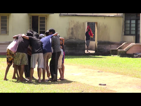 Hostel life(Marrs)- University of Peradeniya- by 08/09 Pera meddo 2014 GoingDown
