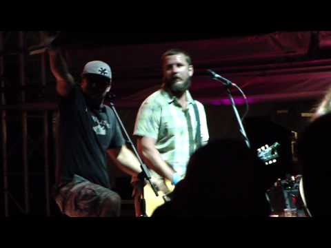 Divokej Bill - Tuhle (Vysmáté léto 2010)