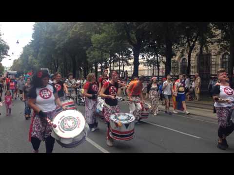 BATALA Australia - Regenbogen Parade Vienna 2014