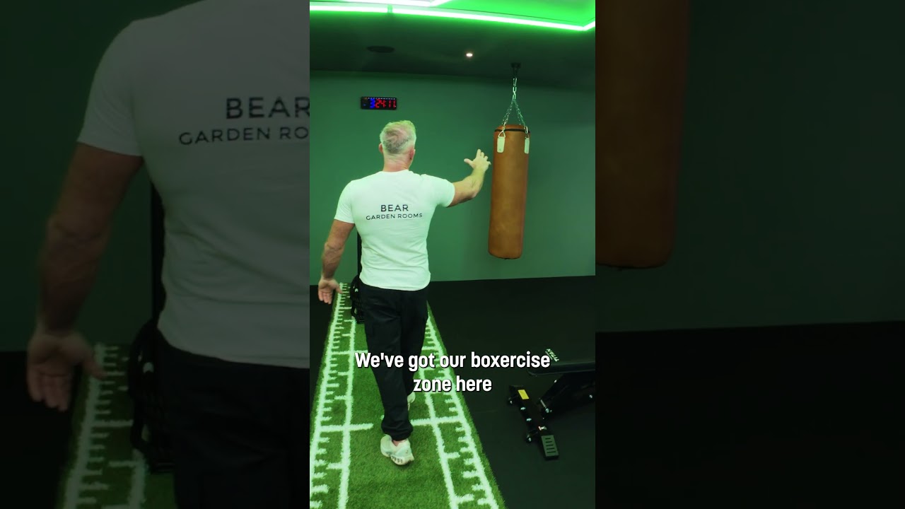 The Top Gun - Walk Through | Bear Garden Rooms