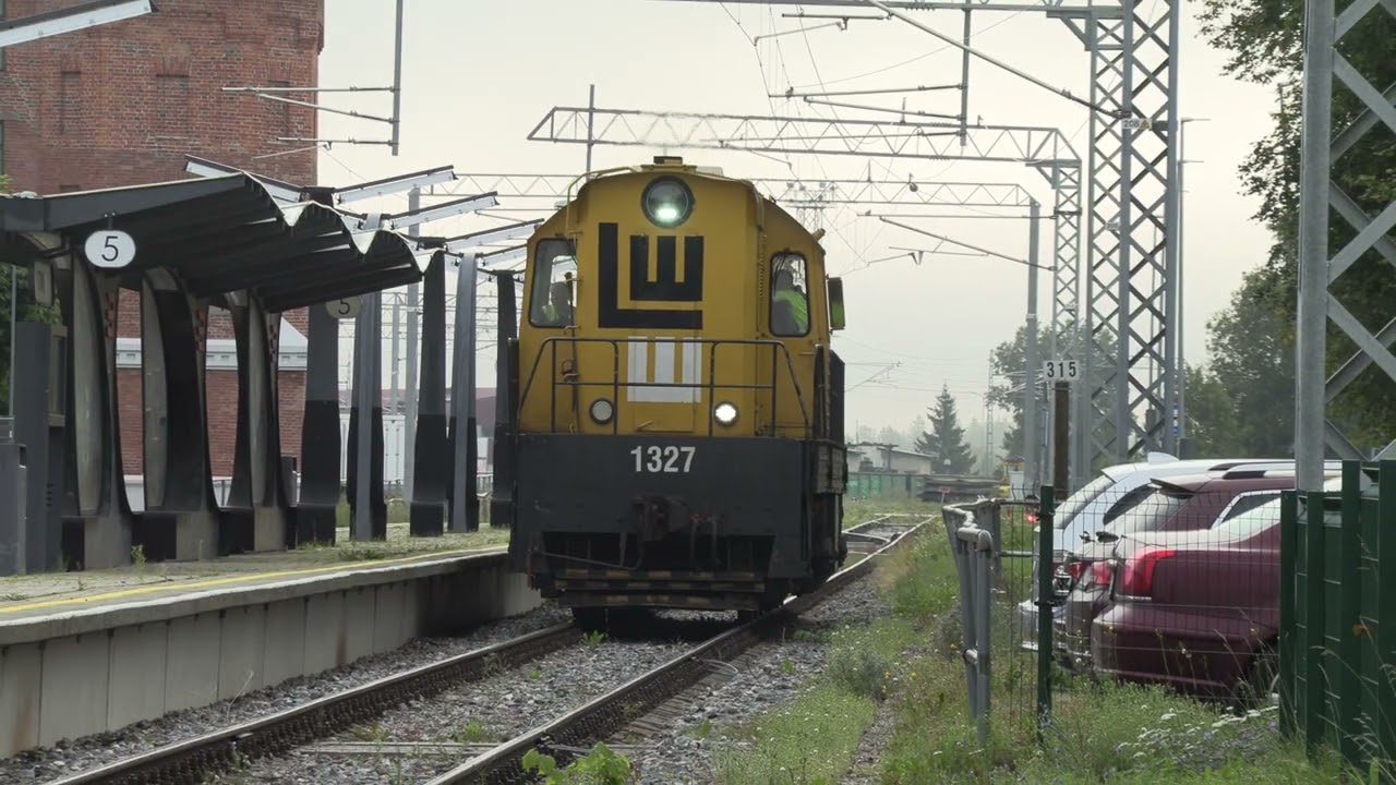 Тепловоз ЧМЭ3-4325 на ст. Тапа / CME3-4325 at Tapa station