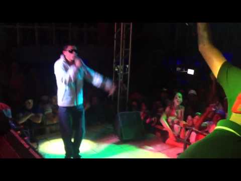 MC Lon  MC Paulinho da Pg   Ao Vivo no Aldeia Show