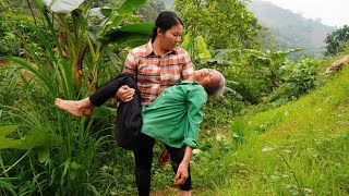 Download lagu Single mother Trieu Duyen risked her life to save an elderly woman who was dying. mp3