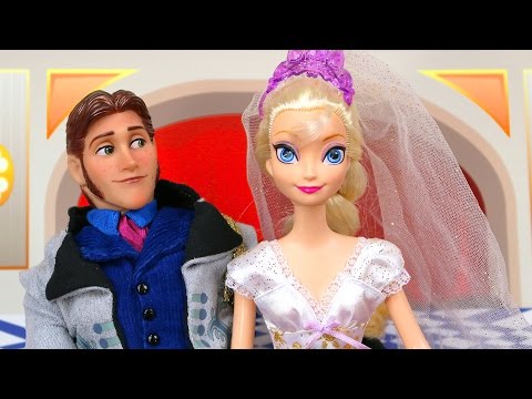 Frozen Elsa y Hans Deberian Casarse? AventurasJuguetes Video